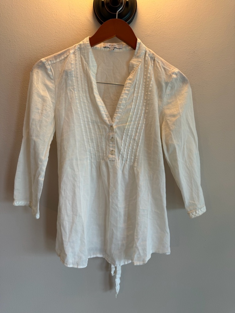 Express White 100% Cotton Pintuck V-Neck 3/4 Sleeve Tie Back Tunic Blouse Small